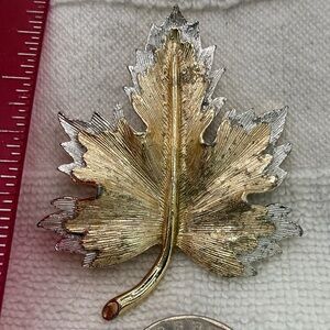 Sarah Coventry Two-Tone Gold and Silver Maple Leaf Brooch